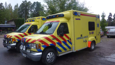 Ekenäs sjuktransports ambulanser