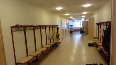 Korridor i Mustasaaren keskuskoulu
