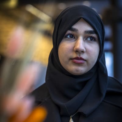 Helsingin nuorisoneuvoston hallituksen jäsen Aisha Mahmood