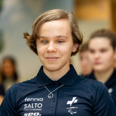 Uimari Ronja Hampf Tulevaisuuden Tähdet tilaisuudessa.
