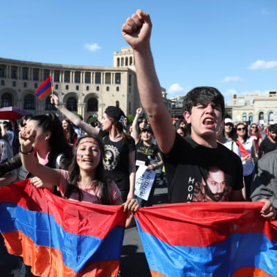 Protester i Armeninens huvudstad Jerevan.