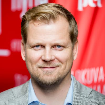 Antti Luusuaniemi Red carpet tilaisuudessa.