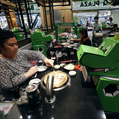 Bar-B-Q Plaza restaurangen i Bangkok 25.5.2020 