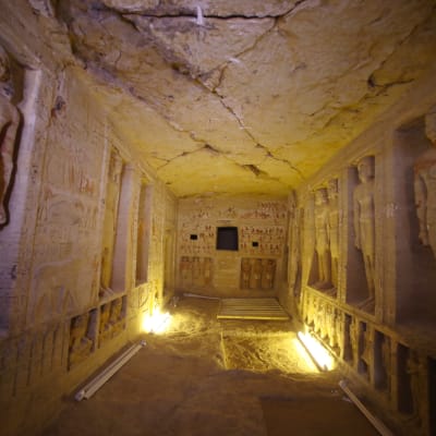 Bild från gravfynd i Sakkara, Egypten.