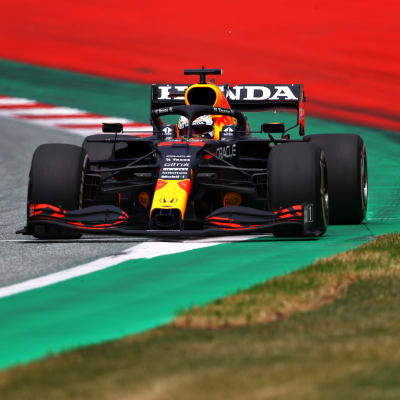 Max Verstappen oli omaa luokkaansa Itävallan GP:n harjoituksissa.