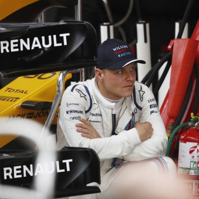 Valtteri Bottas fundersam.