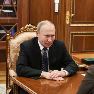 Venäjän presidentti Vladimir Putin ja Tšetšenian johtaja Ramzan Kadyrov tapasivat maaliskuussa 2023 Moskovassa