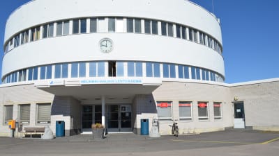 Flygstationsbyggnaden i Malm