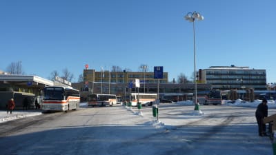 Bussar på Borgå torg.