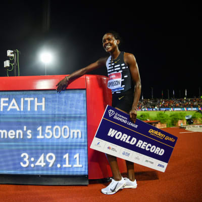 Faith Kipyegon har tagit världsrekord.