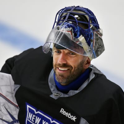 Henrik Lundqvist står i mål för New York Rangers i NHL.
