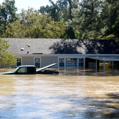 A home and truck are submerged after flooding caused by Hurricane Matthew, in Hope Mills, North Carolina, USA, 09 October 2016