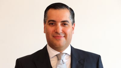 Premiärministerkandidaten Mustapha Adib är Libanons ambassadör i Tyskland.