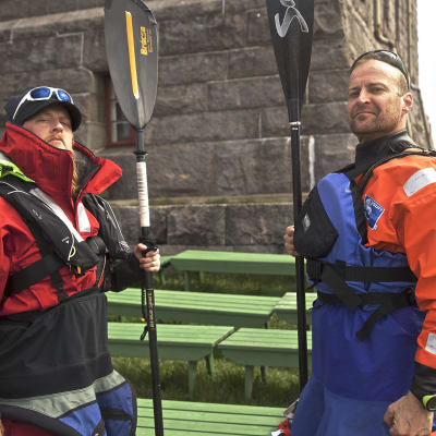 Tom Nylund och Veikka Gustafsson i paddlingsäventyret.