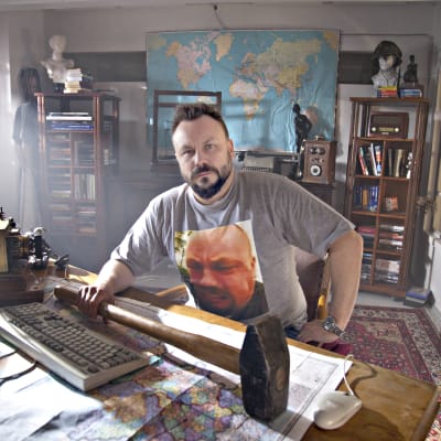 Teemana sosiaalinen media