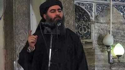 IS ledare Abu Bakr al-Baghdadi utlyste det islamiska kalifatet i den stora moskén i Mosul år 2014