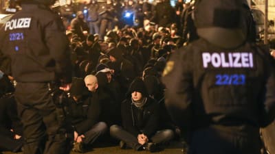 Över 200 högerextremister greps i Leipzig den 11 januari 2916.