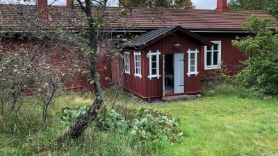 Kasvitieteilijä Pehr Kalmin koepuutarhan talo Turun Hirvensalossa. 