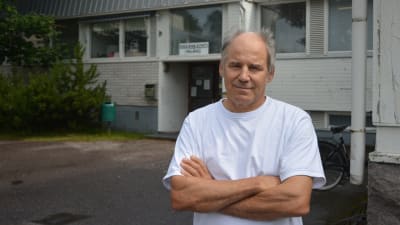 Hangöbon Voitto Heikkola utanför stadens hvc.