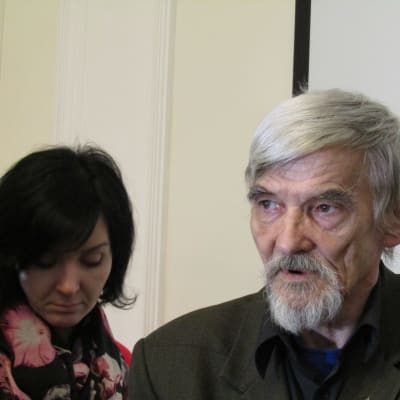 Jurij Dmitriev efter en av domstolsbehandlingarna 2018 då han ännu var på fri fot