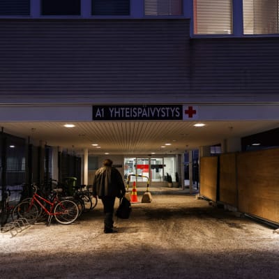 yhteispäivystyksen sisäänkäynti.
