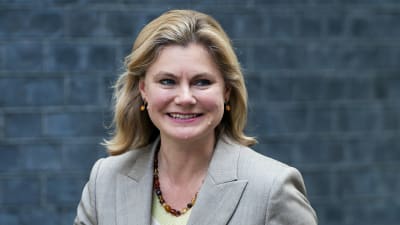 Justine Greening, nybliven utbildnings- kvinno- och jämställdhetsminister.
