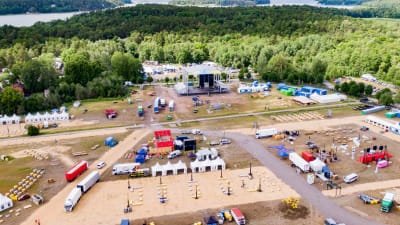 bild av ett festival område.