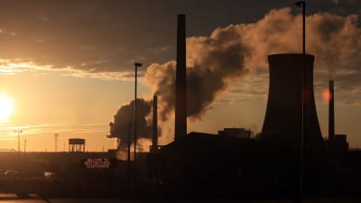 British Steels fabrik i Scunthorpe i gryningen på onsdagen 22.5.2019