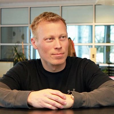 Näyttelijä Timo-Pekka Luoma