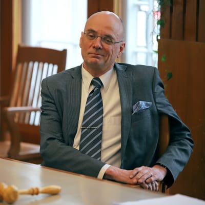 Timo Halonen Mikkelin kaupungin tiedotustilaisuudessa 12.4.2022.