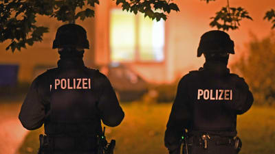 Polisen letar efter misstänkt syrisk terrorist i Chemnitz.