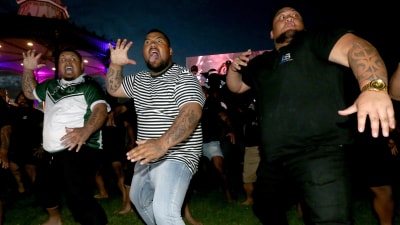 I Adelaide, Australien framfördes haka 21.3.2019 till minnet av offren i masskjutningen i Christchurch 15.3.2019