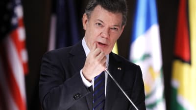 Juan Manuel Santos talar