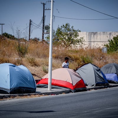 Tillfälliga tält för migranter på Lesbos