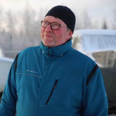 Sivutoiminen kalastaja Tom Blom