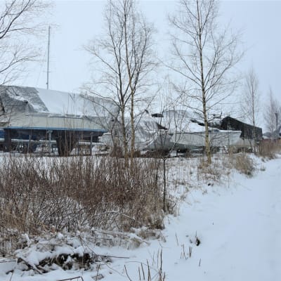 Det planeras nya hus intill småbåtshamnen i Ingå där det blir en bostadsmässa 2022.