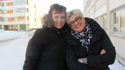 Anna-Lena Blusi och Lisbeth Bäck är engagerade i Bukklubben