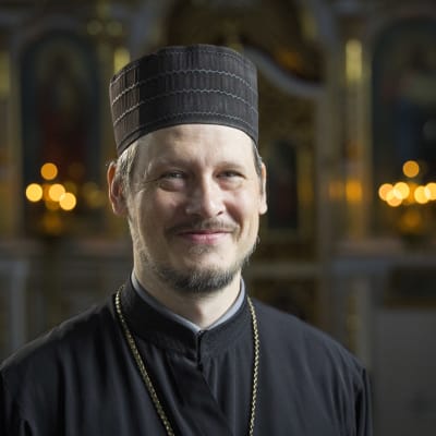 Pastori Aleksander Roszczenko kirkossa.