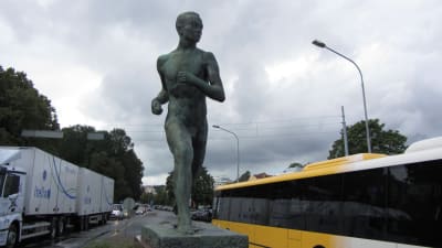 Paavo Nurmistatyn i Åbo