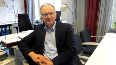 Kari Hällström.