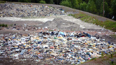 Deponerat avfall på Domargårds evstjälpningsplats