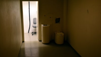 Gammal fyllecell i lokalarkivet Arresten i Karis