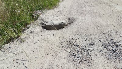 Stor sten på Norrstrandsvägen i Nagu