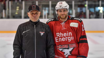 Leon Draisaitl tränar hemma i Köln tillsammans med hockeylegendaren och pappan Peter Draisaitl.
