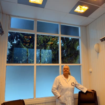 Överläkaren i hudsjukdomar Johanna Hagman på Vasa centralsjukhus.