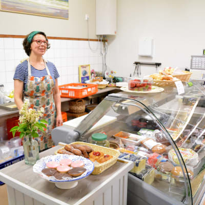 Irina Hoyer-Viitala i Emsalö Byaboden.