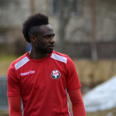 Seth Paintsil är anfallare i FF Jaro.