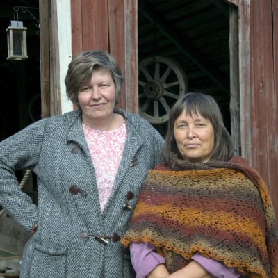 Bild på Anita Storm och Nina Sjöberg. 