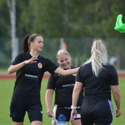 Tanja Ali-Mattila spelar för IK Myran.
