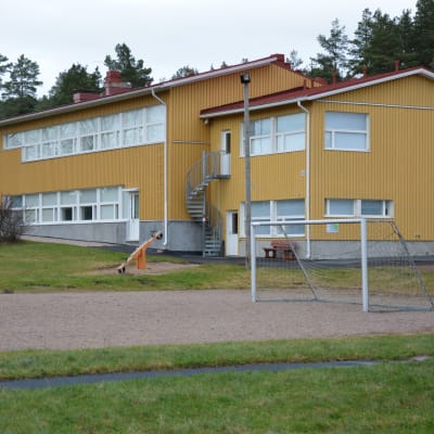 Träsk skola i Houtskär. 